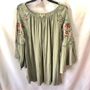 Indigo Soul Green Embroidered Boho Top sz Large